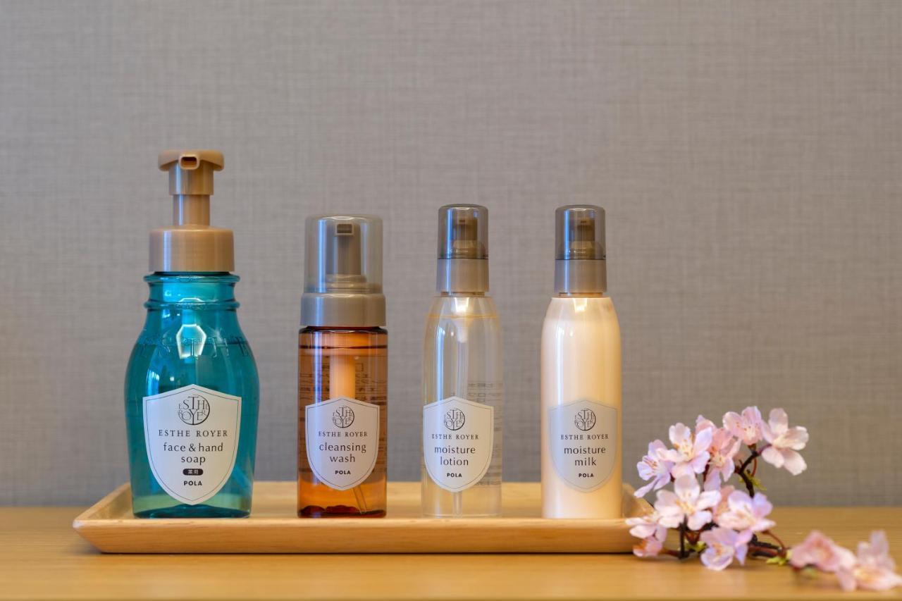Cherry Blooming Tokyo- All Suite Boutique Hotel 东京伊樱里-中央区全套房艺术酒店 Екстер'єр фото