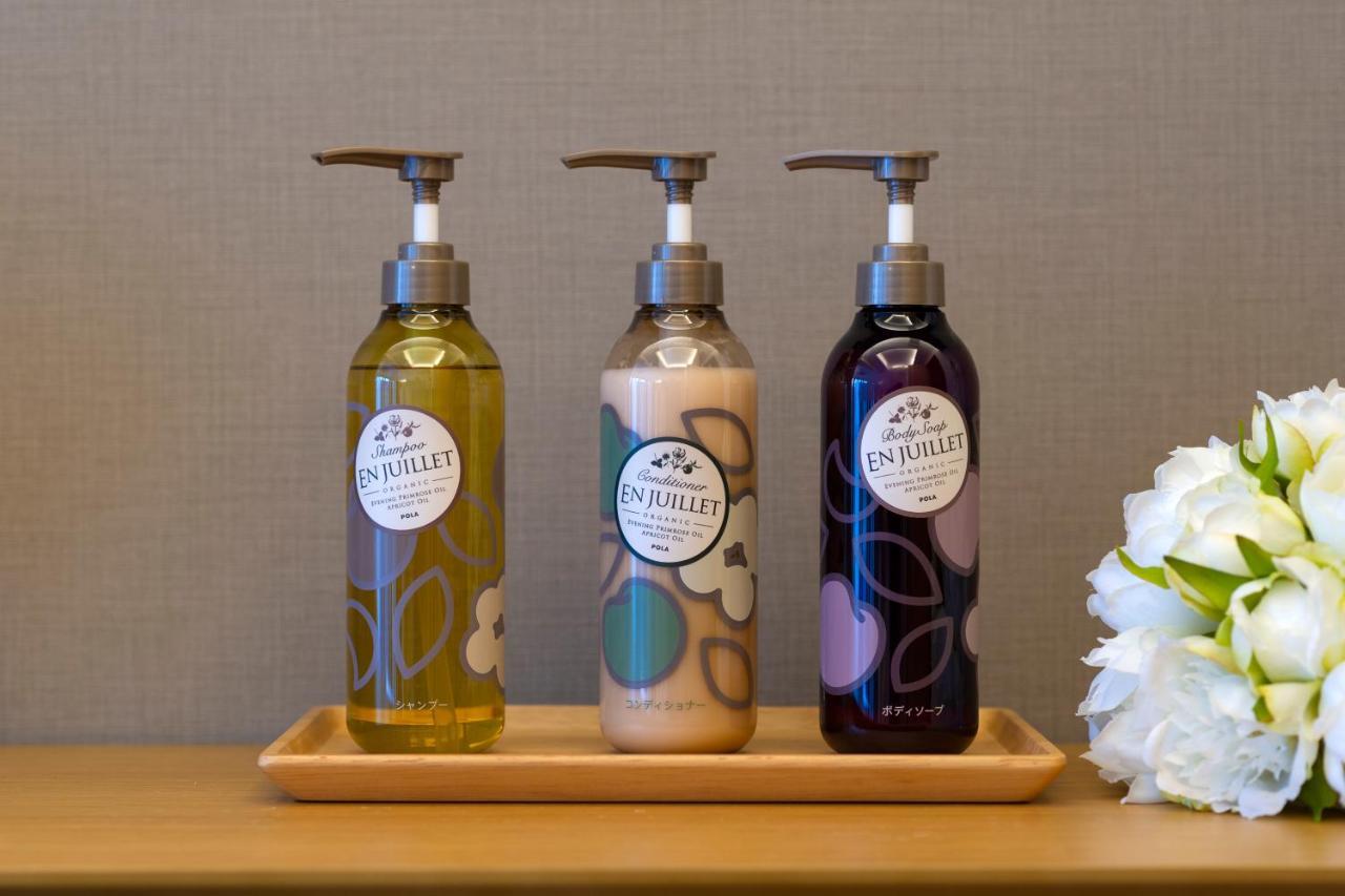 Cherry Blooming Tokyo- All Suite Boutique Hotel 东京伊樱里-中央区全套房艺术酒店 Екстер'єр фото